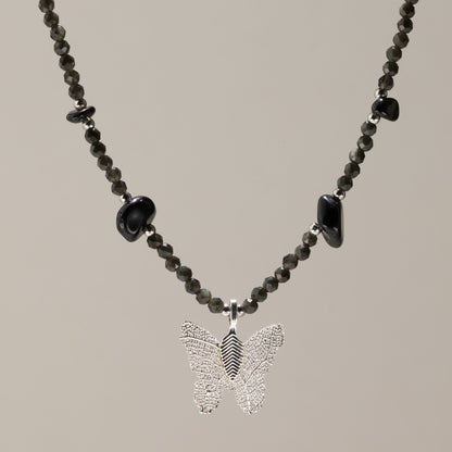 Collana minerale Nymph con farfalla – ossidiana nera