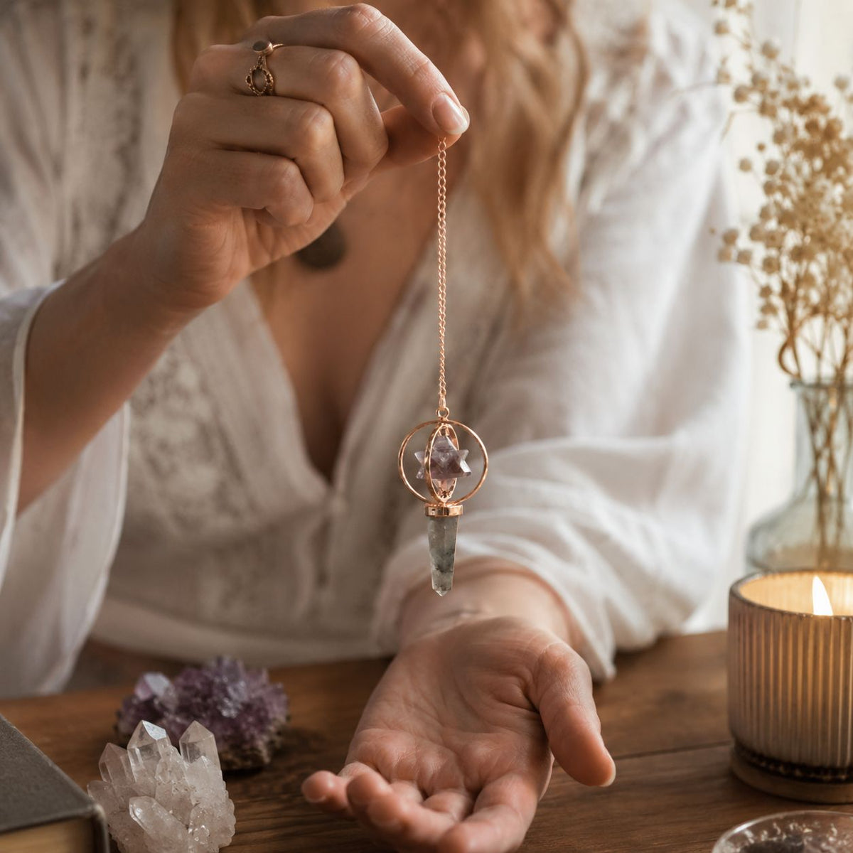 Pendolo Cosmic Navigator con stella Merkaba girevole – ametista e labradorite
