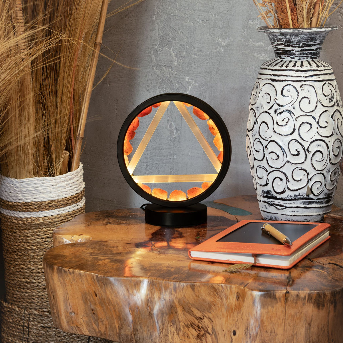 Lampada decorativa Halo – corniola e selenite · Fuoco